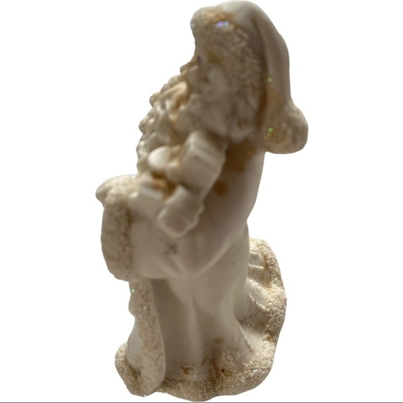 K’s Collection White Ceramic Father Christmas Santa Claus Figurine 6” H x 4” W - Picture 4 of 6